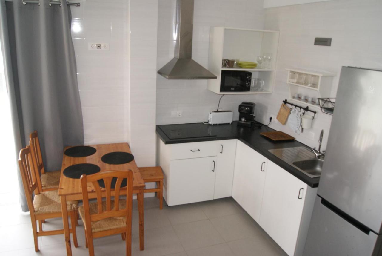 Apartamentos Praia Do Almoxarife Horta  Exteriör bild