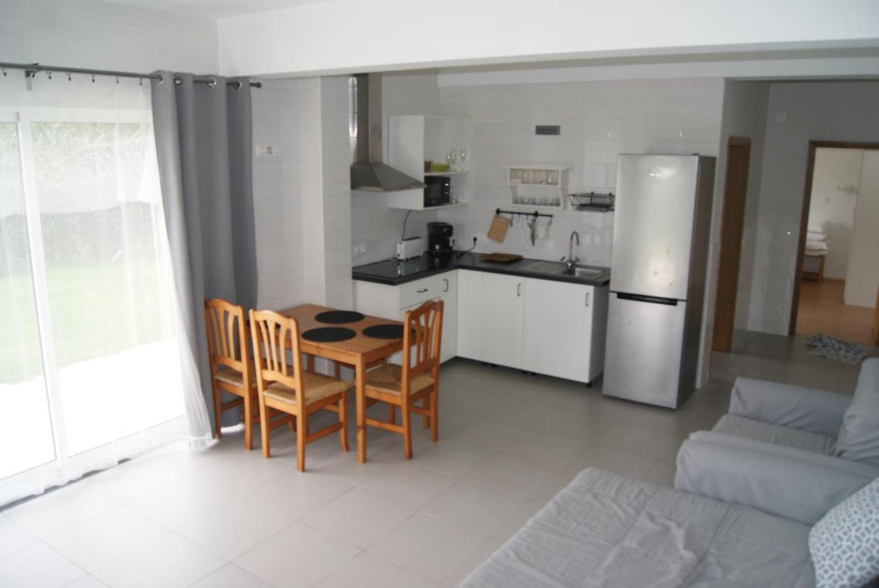 Apartamentos Praia Do Almoxarife Horta  Exteriör bild