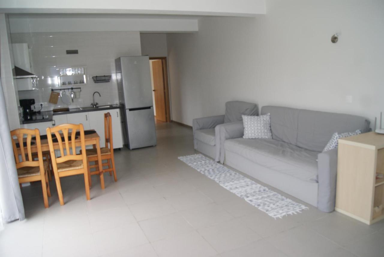 Apartamentos Praia Do Almoxarife Horta  Exteriör bild