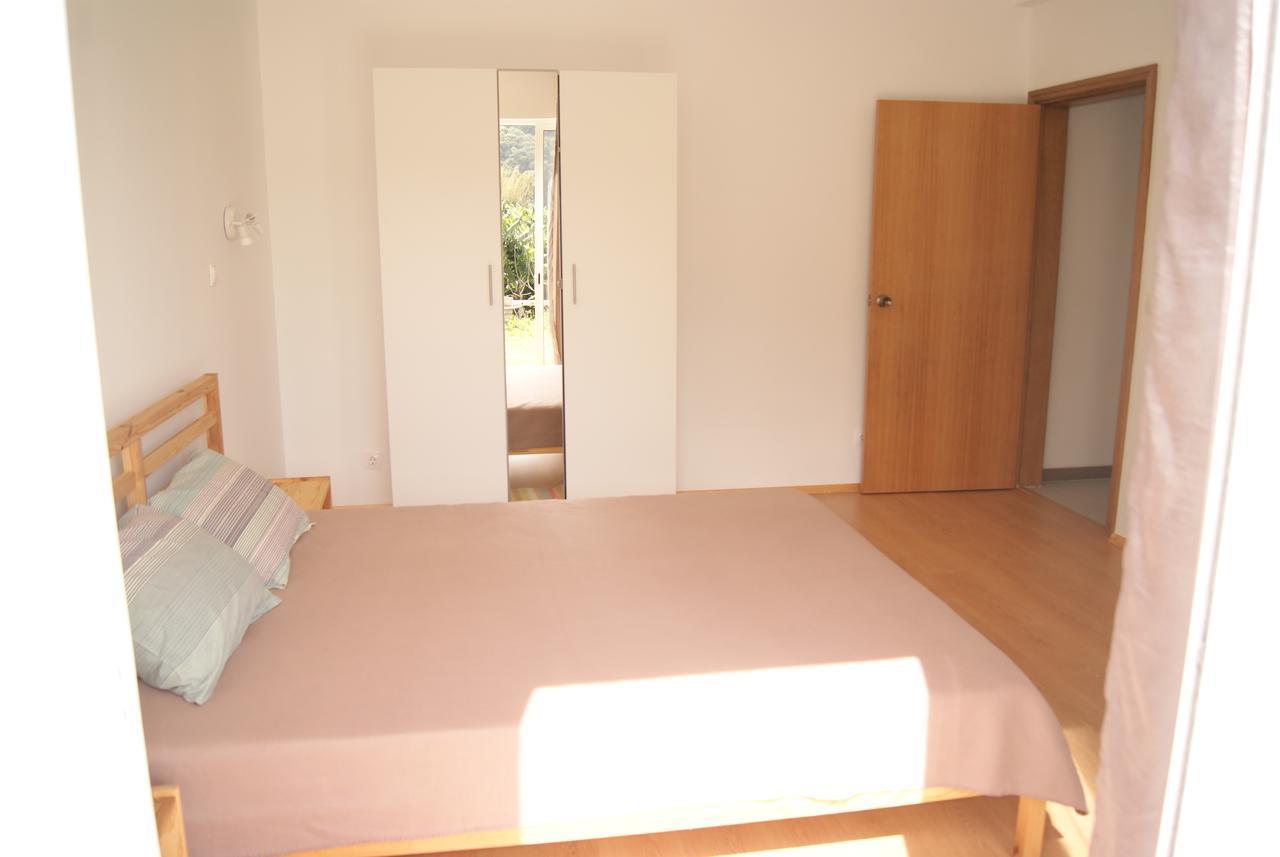 Apartamentos Praia Do Almoxarife Horta  Exteriör bild